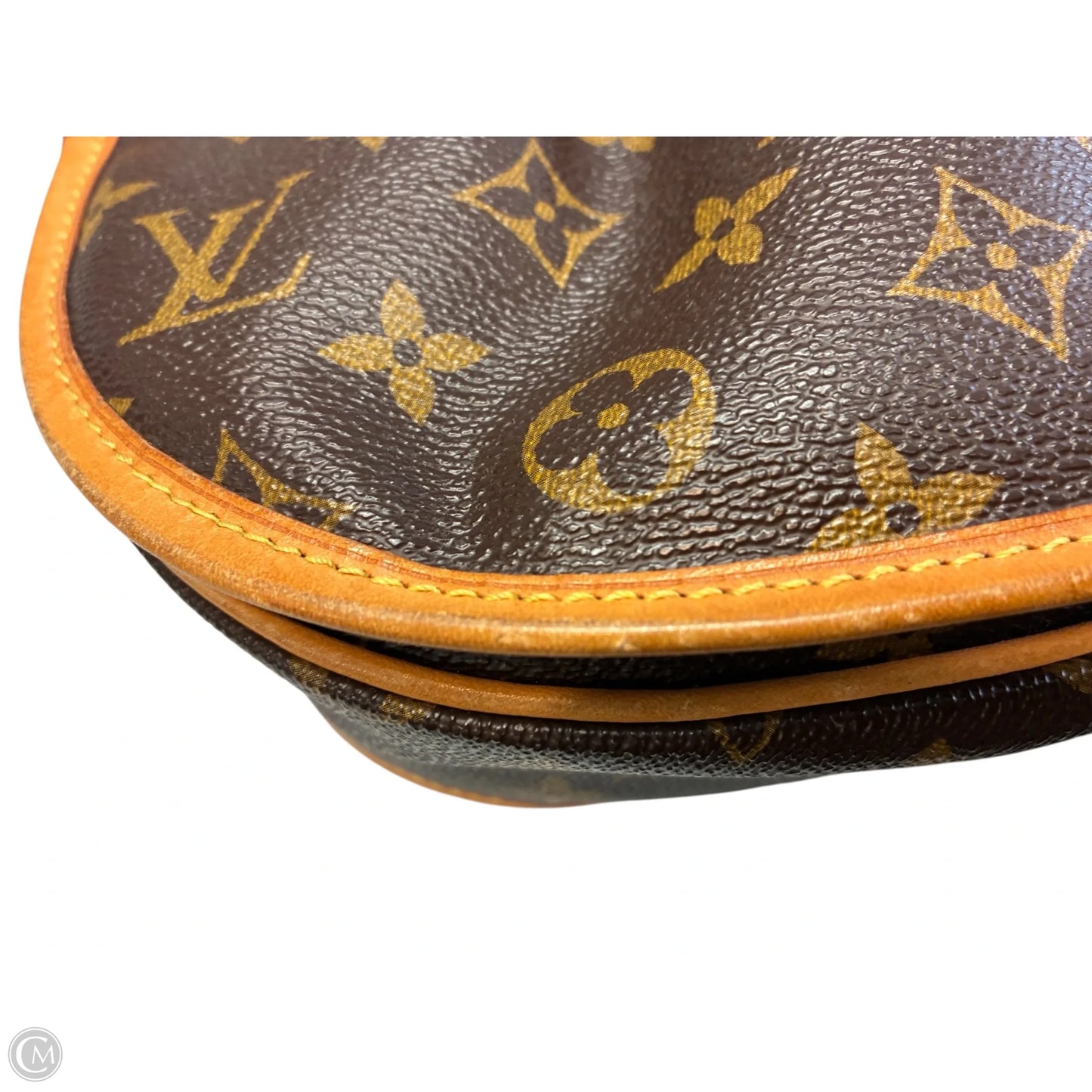 Crossbody Luxury Designer By Louis Vuitton, Size: Medium