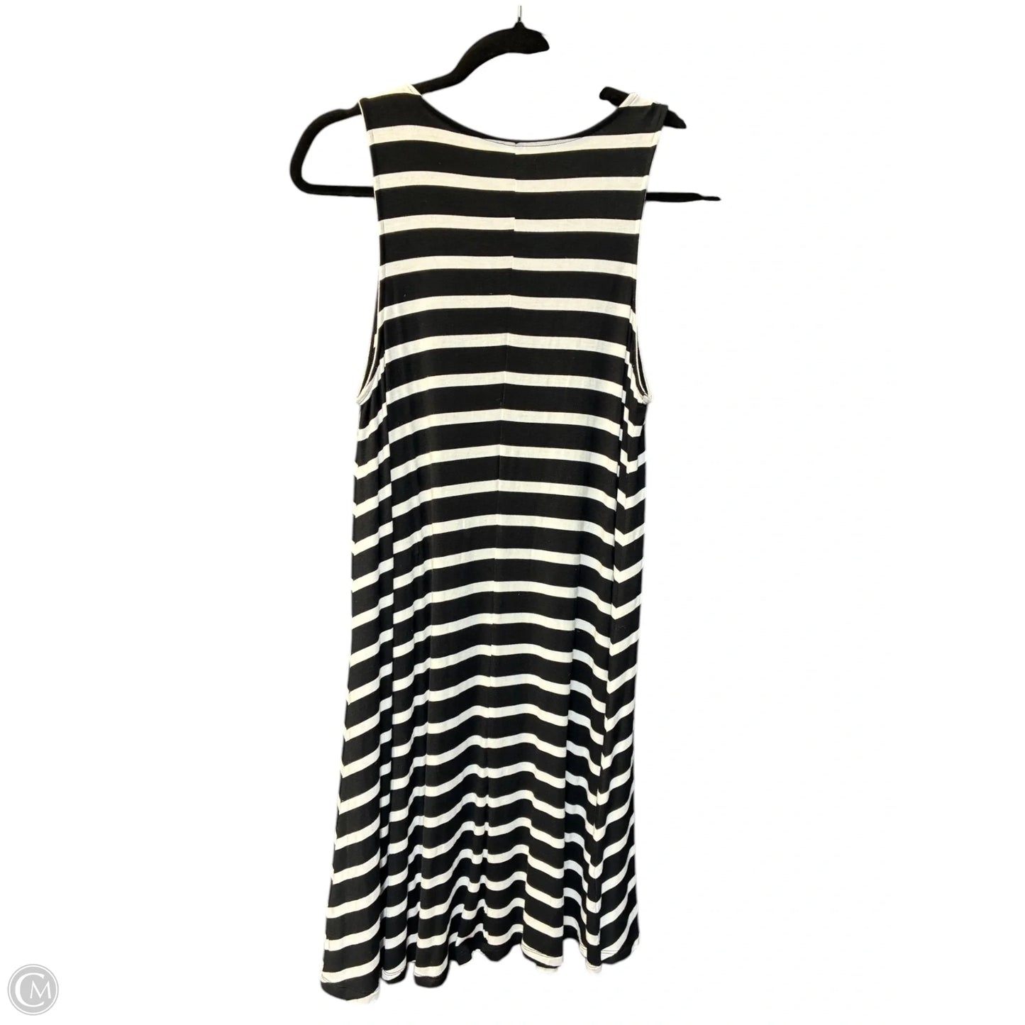 Dress Casual Short By Old Navy In Black & White, Size: M