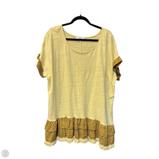 Top Short Sleeve By Umgee In Tan, Size: Xl