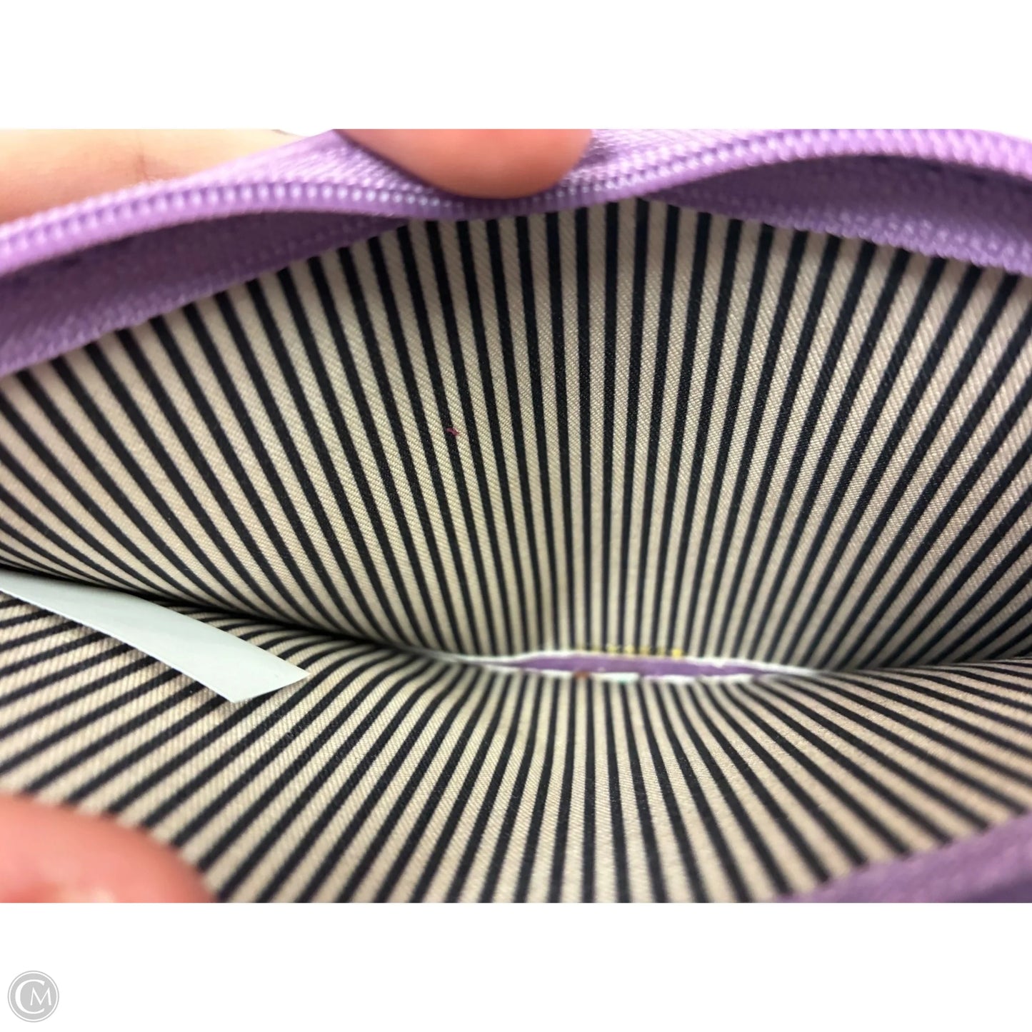 Id/card Holder By Joy Susan, Size: