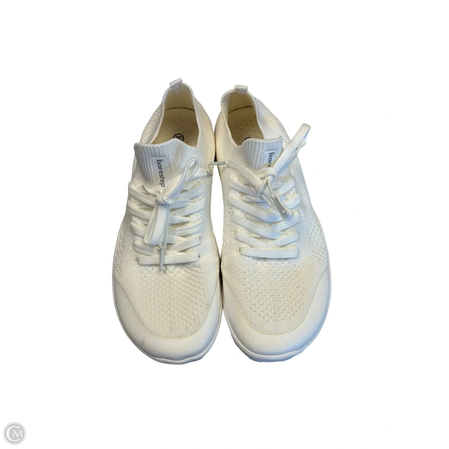 Shoes Sneakers By Clothes Mentor In White, Size: 7.5