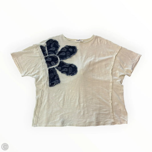 Top Short Sleeve By Haptics In Cream, Size: L