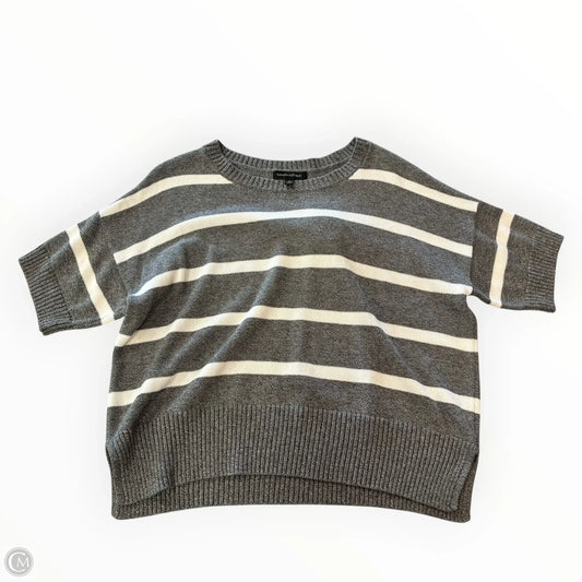 Sweater By Banana Republic In Grey & White, Size: S