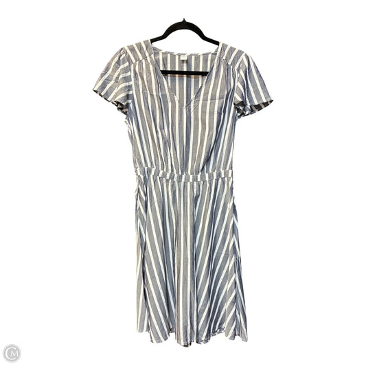Dress Casual Short By Old Navy In Grey & White, Size: S