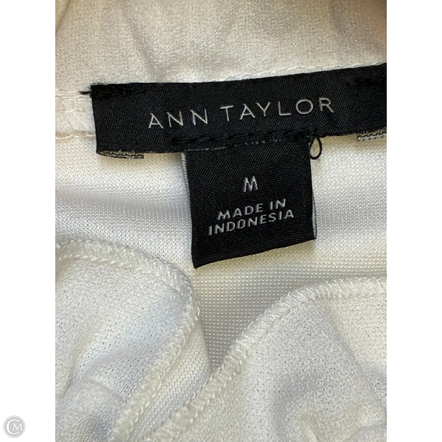 Top Sleeveless By Ann Taylor In Cream, Size: M