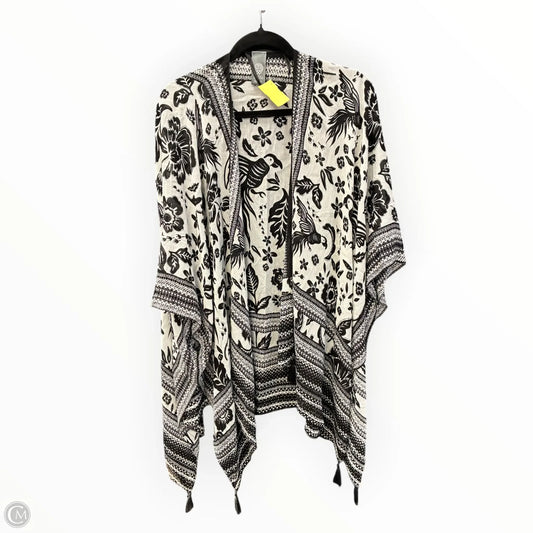 Kimono By Vince Camuto In Black & White, Size: Onesize
